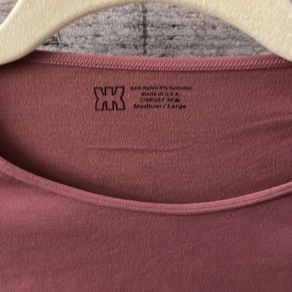 Crop top - Picture 3 of 4